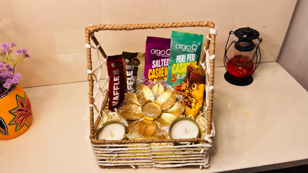 Diwali Hamper Under 799 Option 1
